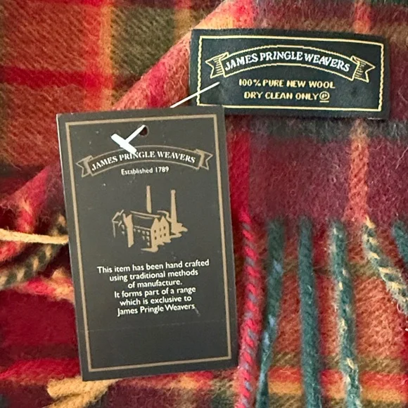 James Pringle Scotland Tartan Plaid 💯 Wool Scarf. NWT - Picture 2 of 3